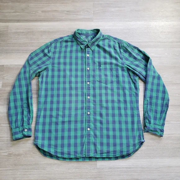 AE Athletic Fit Plaid Button Down Shirt - Picture 3 of 7